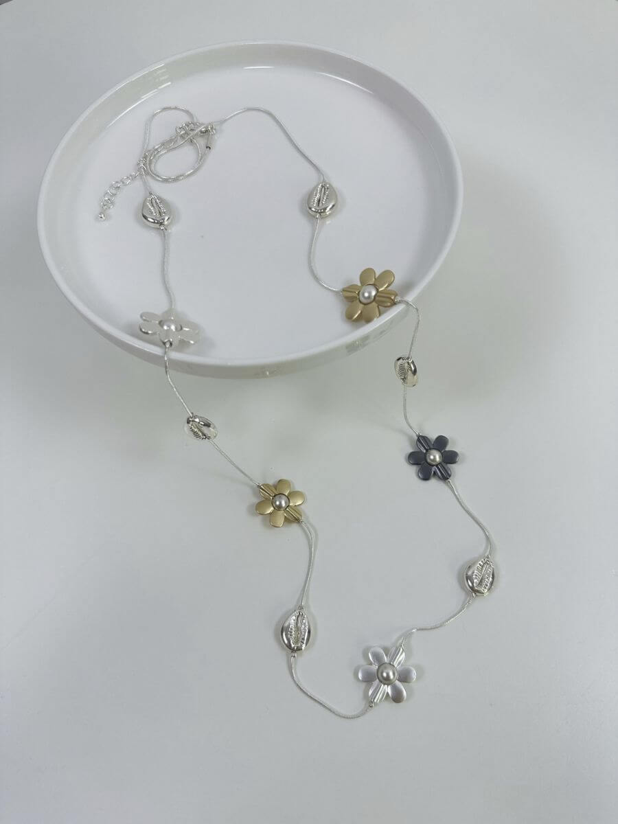 Metal Flower Necklace